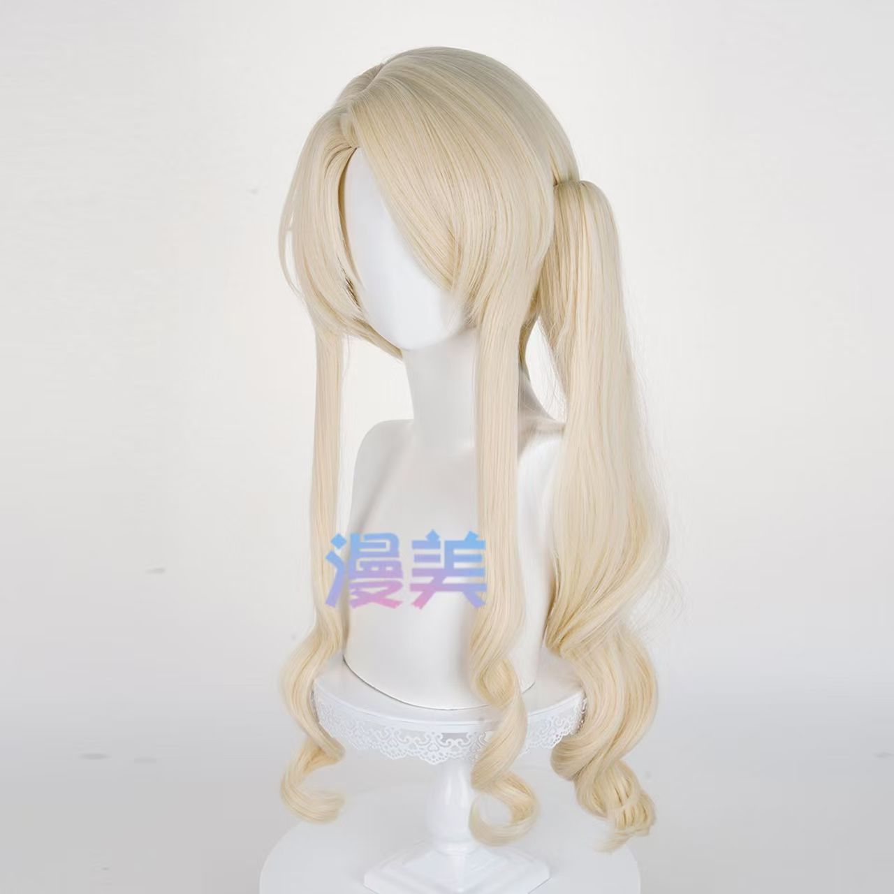 Kostiumy Halloween Anime Gra B – Anime Cosplay Mujer recenzja i cena